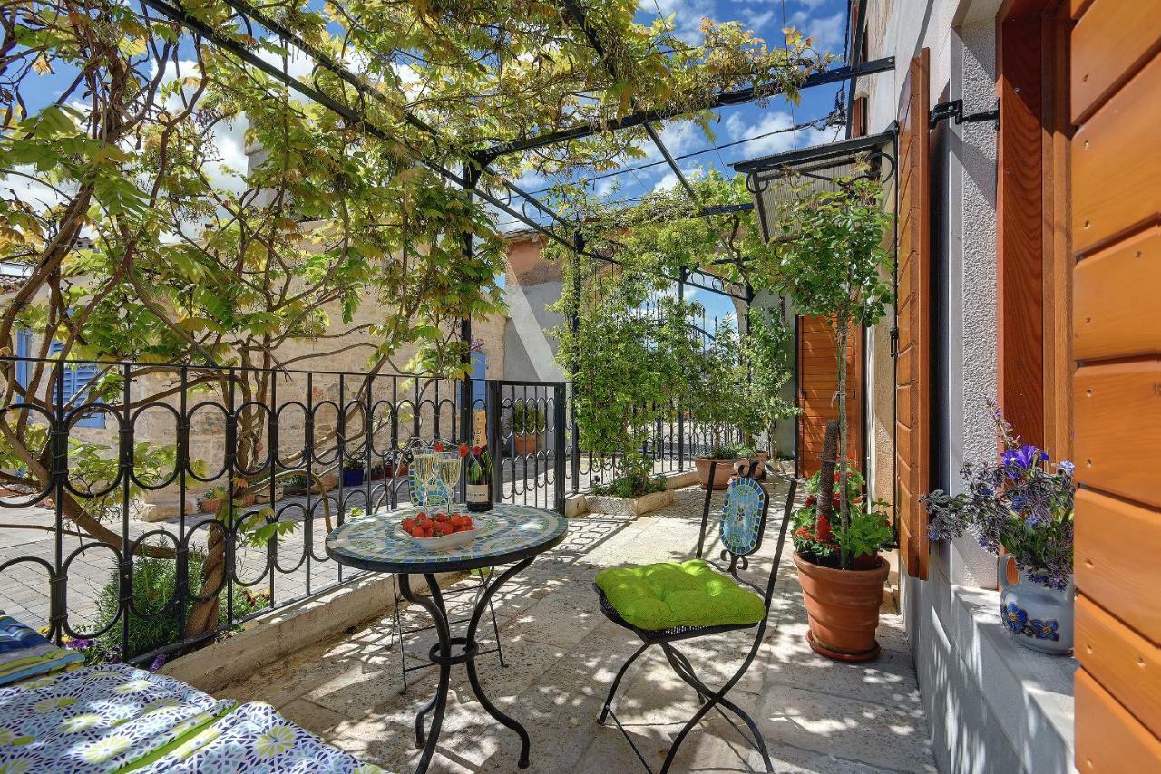 Palazzo 1812 Vila Krnica Exterior foto